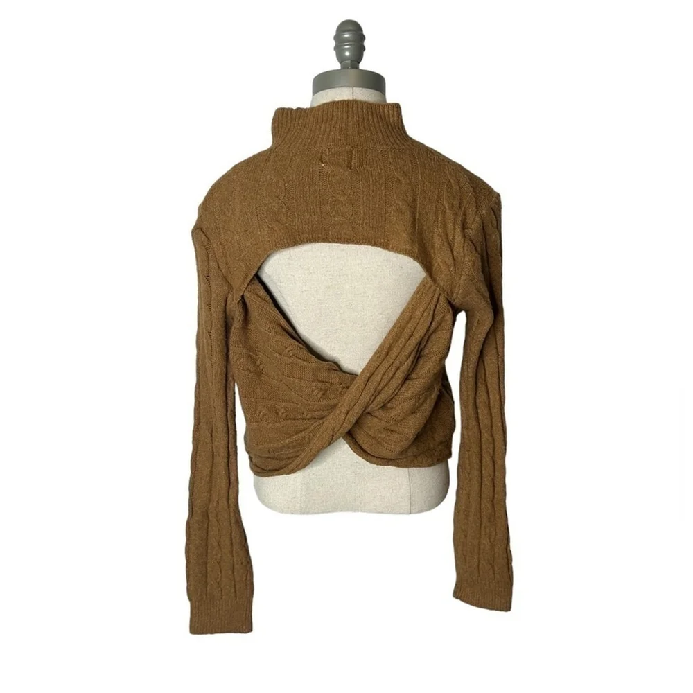 Hippie Rose Women’s Tawny High Neck Back Cutout Long Sleeve Knit Sweater Small